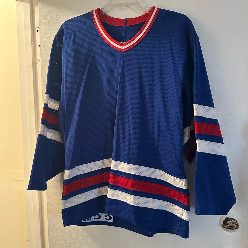CCM Blank NFL New York Rangers Hockey Jersey with Red and White Stripes Sz 42